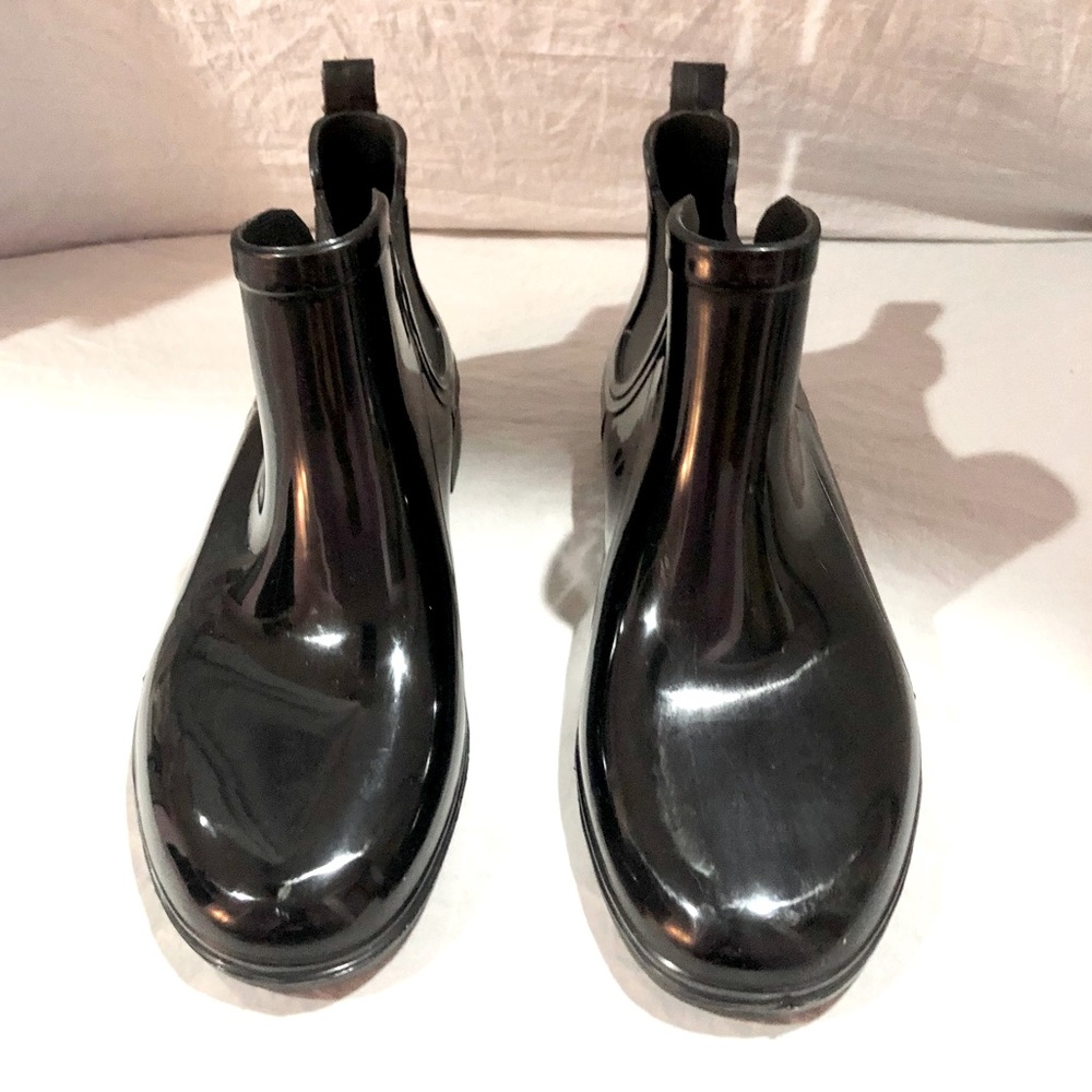 RAINBOOTS Women's Short booties waterproof shiny vinyl black size 6 NWOT - Picture 4 of 9